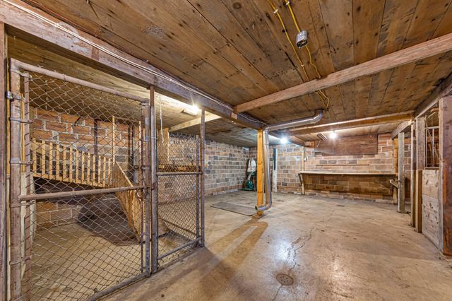 28674 810th Avenue, Hollandale, MN 56045