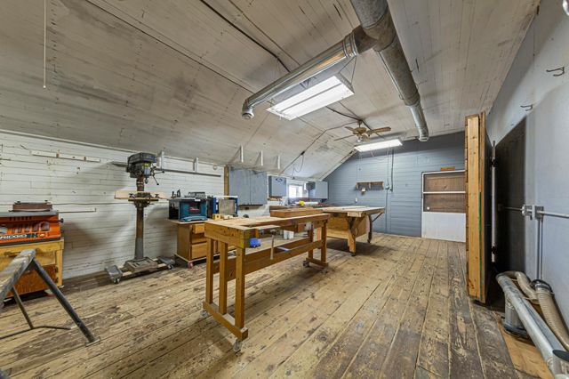 28674 810th Avenue, Hollandale, MN 56045