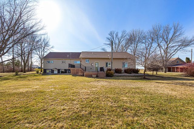 28674 810th Avenue, Hollandale, MN 56045