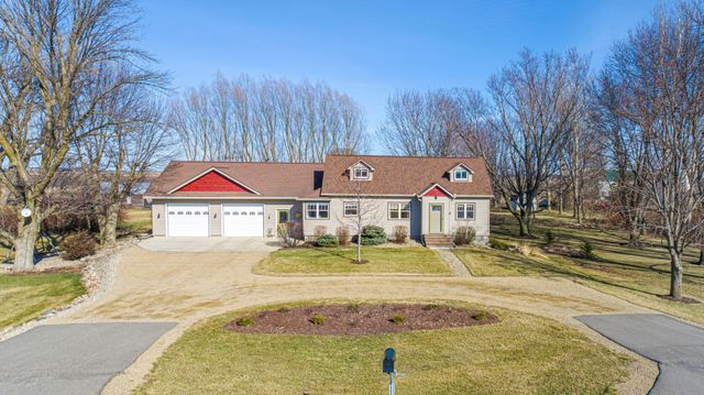 28674 810th Avenue, Hollandale, MN 56045