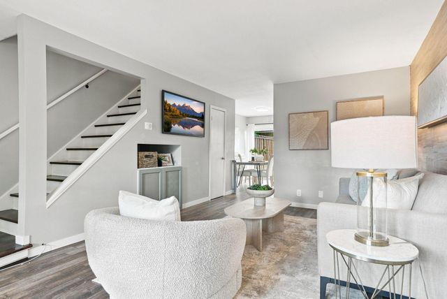 6399 Barrie Road, Edina, MN 55435