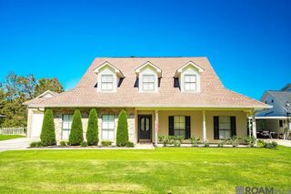 13118 Bayou Terrace Dr, St Amant, LA 70774