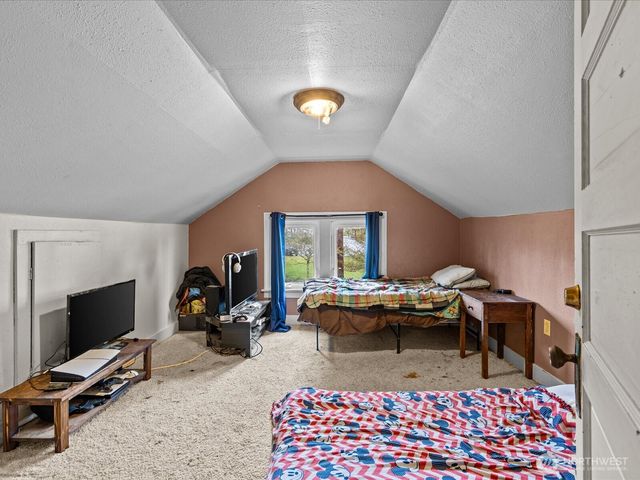 6807 Commercial Avenue, Everett, WA 98203