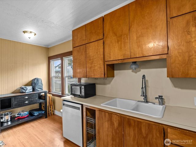 6807 Commercial Avenue, Everett, WA 98203