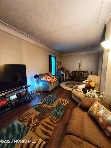 927 Norwood Avenue, Toledo, OH 43607