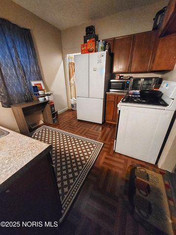 927 Norwood Avenue, Toledo, OH 43607