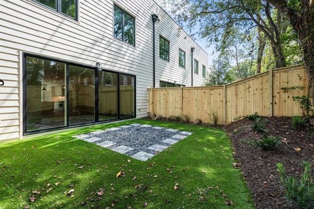 622 Bellemeade NW Avenue 9, Atlanta, GA 30318