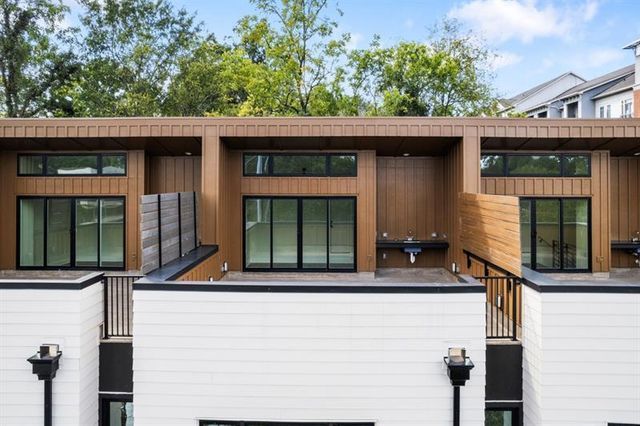 622 Bellemeade NW Avenue 9, Atlanta, GA 30318