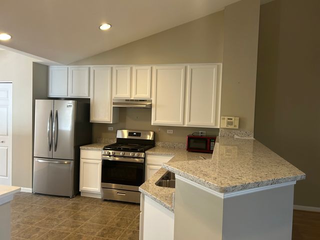 3029 Kentshire Circle 3029, Naperville, IL 60564