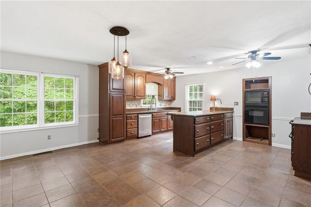 1835 Morgan Trace, Canton, GA 30115
