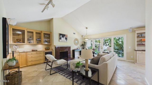 2519 Canyon View Lane, Pasadena, CA 91107