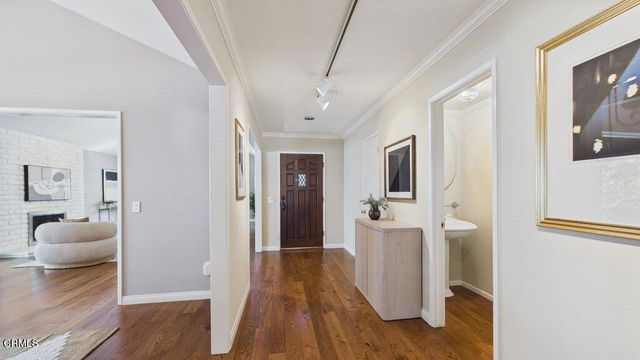 2519 Canyon View Lane, Pasadena, CA 91107