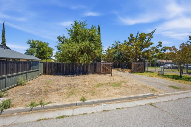 874 Hansen Avenue, Merced, CA 95340