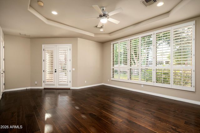 6243 E CAMELBACK Road, Scottsdale, AZ 85251