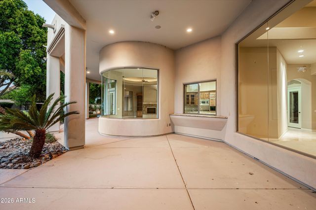 6243 E CAMELBACK Road, Scottsdale, AZ 85251