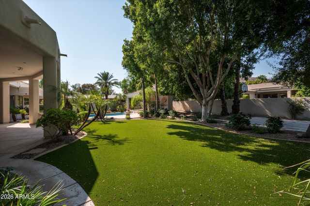 6243 E CAMELBACK Road, Scottsdale, AZ 85251