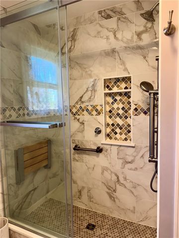 37 N Fairview Street, Johnston, RI 02919