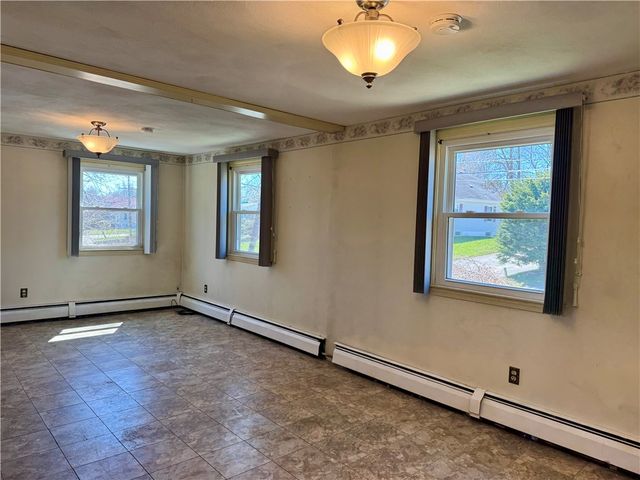 37 N Fairview Street, Johnston, RI 02919