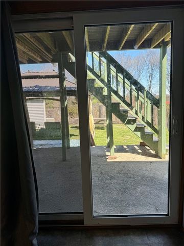 37 N Fairview Street, Johnston, RI 02919