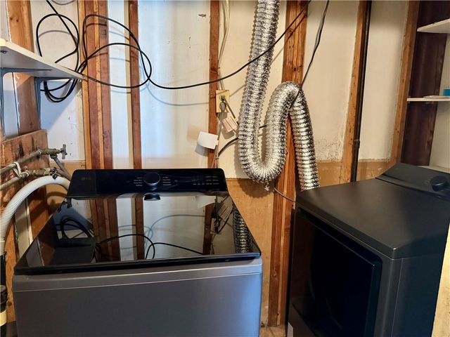 37 N Fairview Street, Johnston, RI 02919