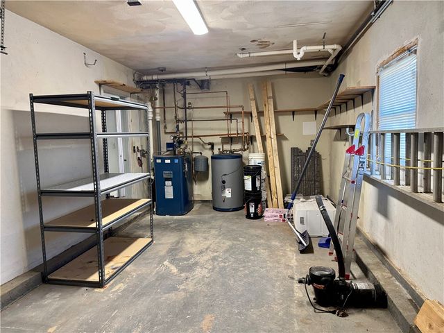 37 N Fairview Street, Johnston, RI 02919