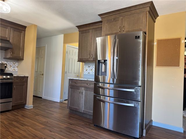 37 N Fairview Street, Johnston, RI 02919