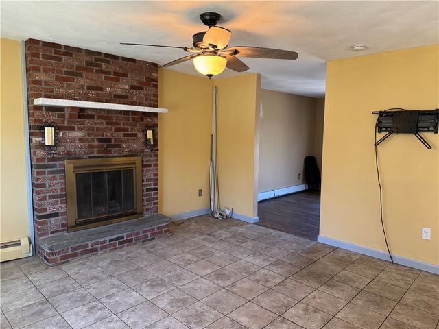 37 N Fairview Street, Johnston, RI 02919