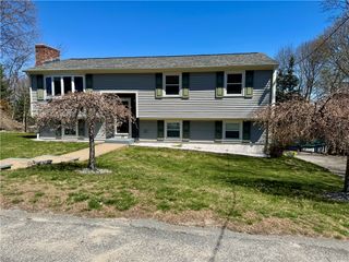 37 N Fairview Street, Johnston, RI 02919