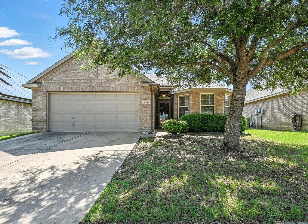12001 Bellegrove Road, Burleson, TX 76028