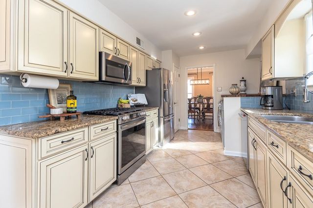 2915 ELM RIDGE CV, Germantown, TN 38138