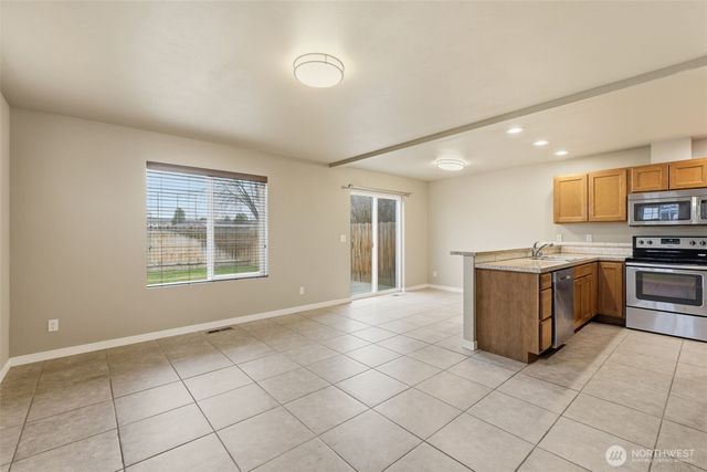 226 E Whitman Drive, College Place, WA 99324