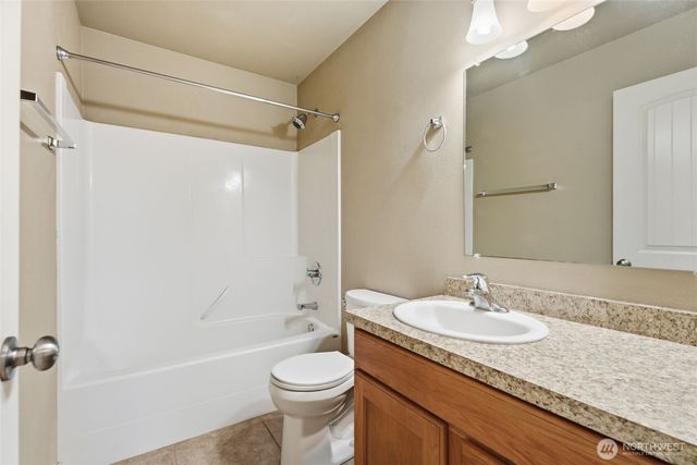 226 E Whitman Drive, College Place, WA 99324