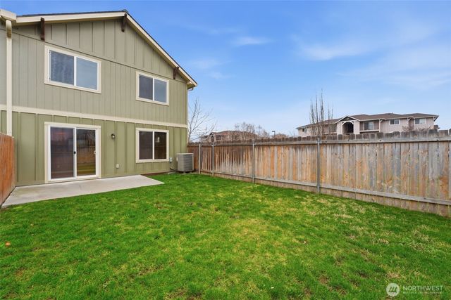 226 E Whitman Drive, College Place, WA 99324
