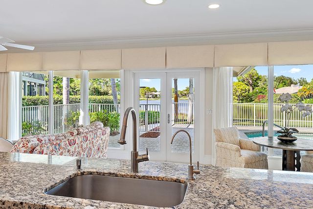 2500 NW Hollyberry Lane, Palm City, FL 34990