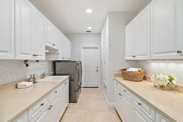 2500 NW Hollyberry Lane, Palm City, FL 34990