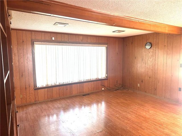 7427 Harrison Street, Kansas City, MO 64131