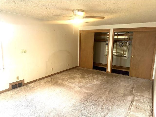 7427 Harrison Street, Kansas City, MO 64131
