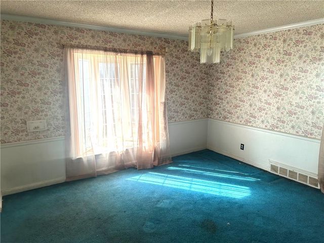 7427 Harrison Street, Kansas City, MO 64131