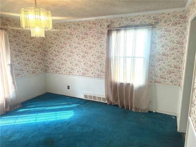 7427 Harrison Street, Kansas City, MO 64131