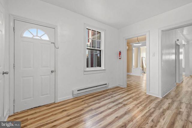 126 N QUEEN ST, York, PA 17403