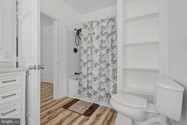 126 N QUEEN ST, York, PA 17403