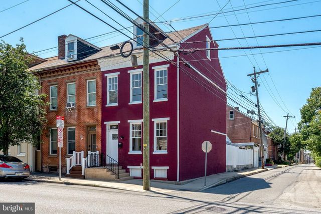 126 N QUEEN ST, York, PA 17403