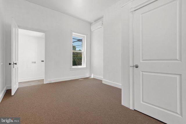 126 N QUEEN ST, York, PA 17403