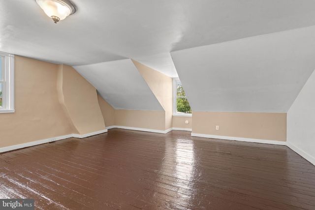 126 N QUEEN ST, York, PA 17403