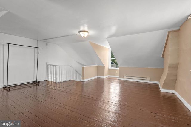 126 N QUEEN ST, York, PA 17403