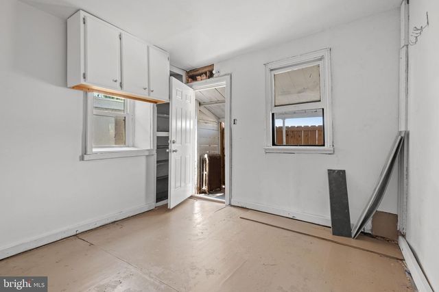 126 N QUEEN ST, York, PA 17403