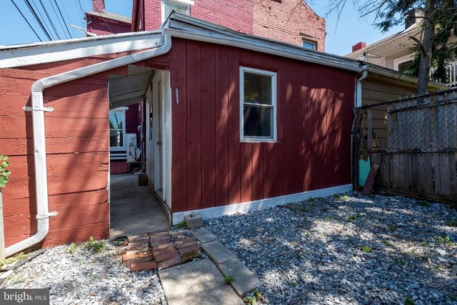 126 N QUEEN ST, York, PA 17403