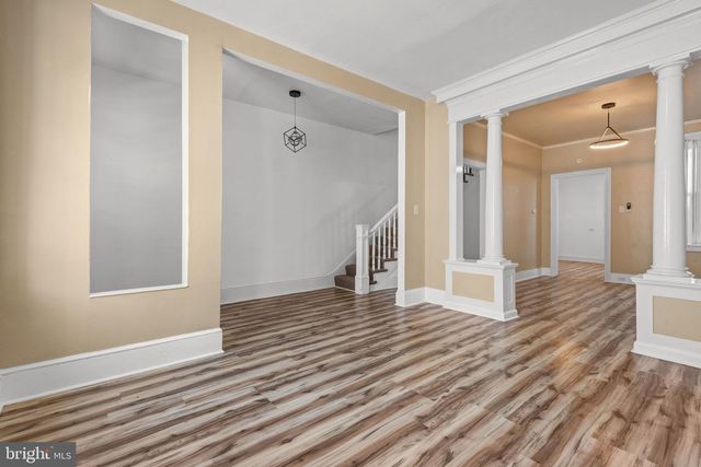 126 N QUEEN ST, York, PA 17403