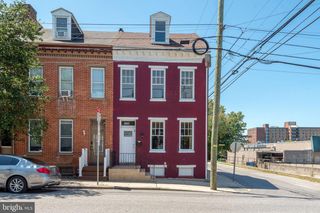 126 N QUEEN ST, York, PA 17403