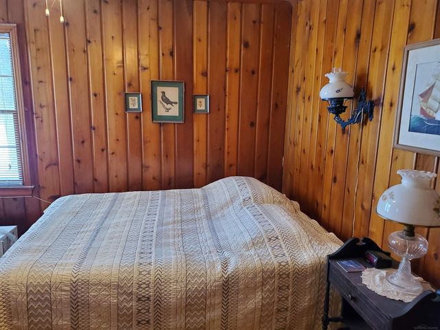 5857 Lakeshore Road, Lexington, MI 48450